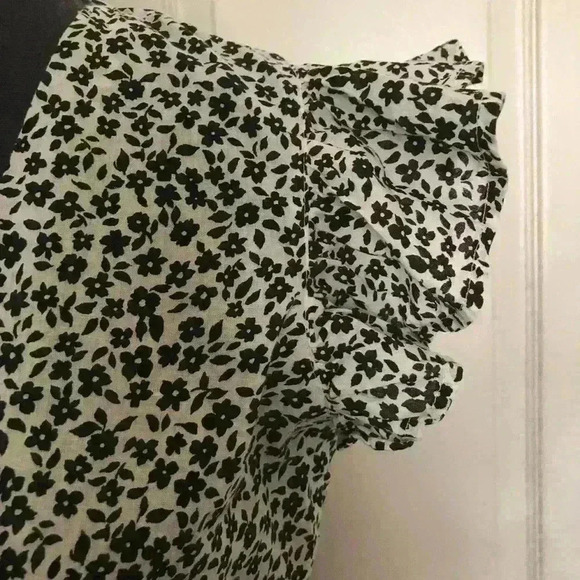 Passport white black flower light cotton fabric ruffle sleeves button blouse S - Picture 5 of 6
